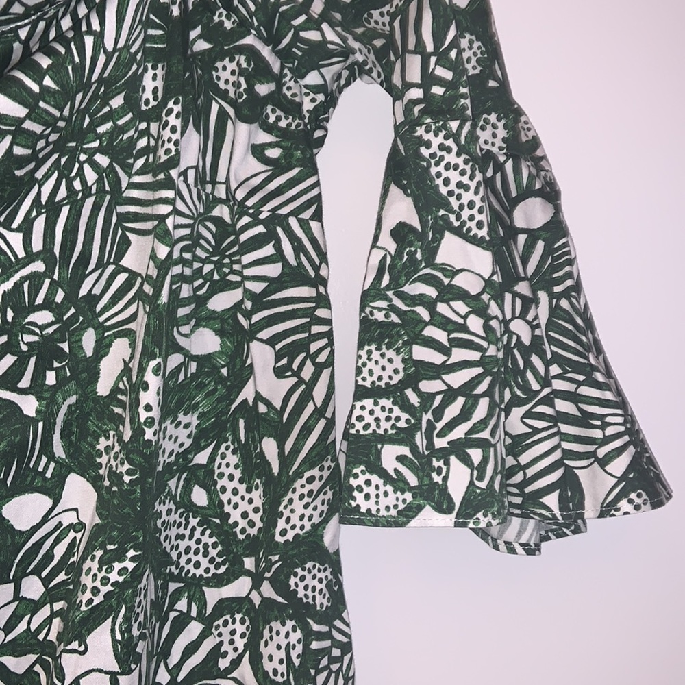 Dresses - Picture 3 of 3